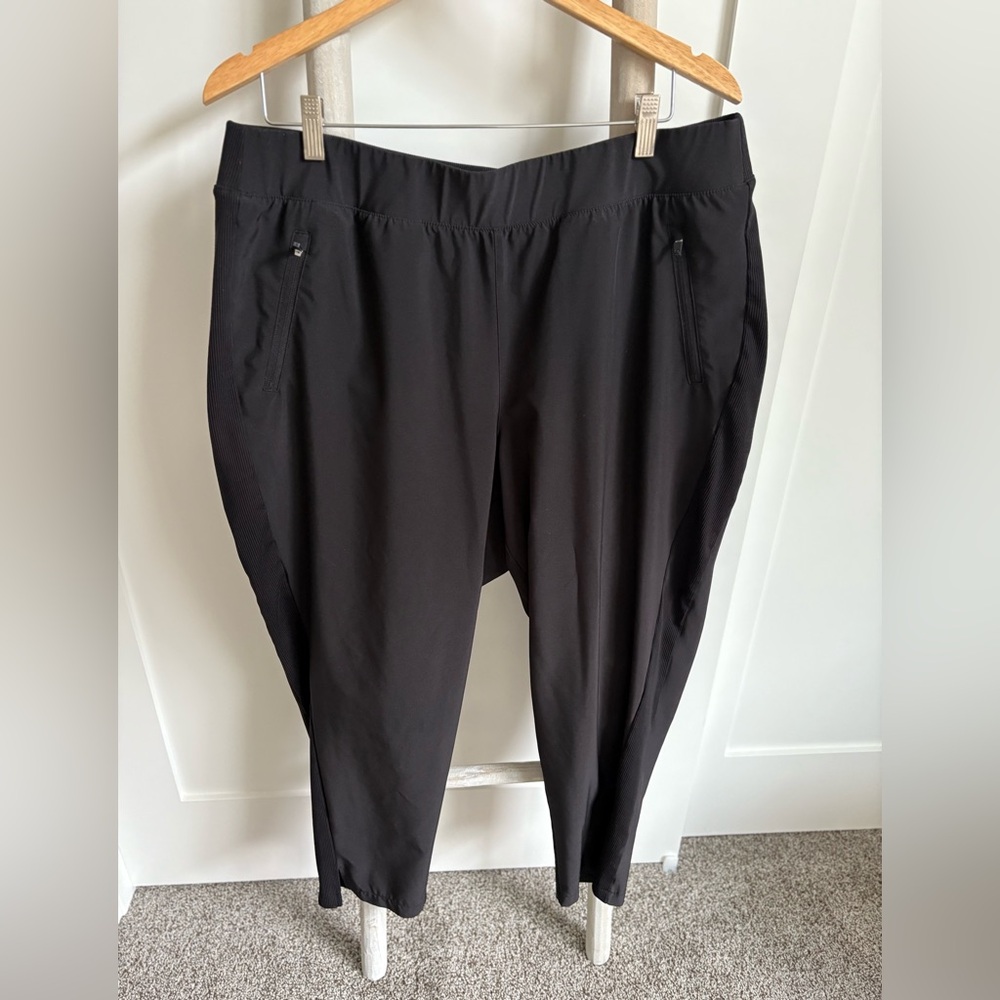Women’s lane Bryant livi pants